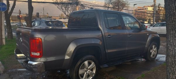 VOLKSWAGEN AMAROK HIGHLINE AÑO 2020 – 4X4 – AUTOMATICA - Imagen 4