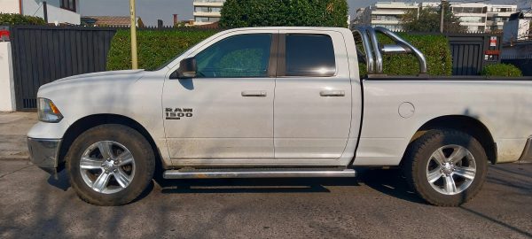 DODGE RAM 1500 SLT AÑO 2020 – 4X4 – AUTOMATICA ((tiene iva)) - Imagen 3