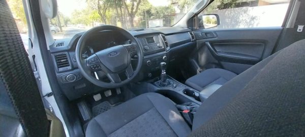 FORD RANGER 4X4 DIESEL 2023 ((tiene iva)) Unico dueño - Imagen 7