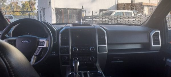 FORD F150 LARIAT 5.0cc 4X4, 2018 UNICO DUEÑO, MANTENCIONES, OPORTUNIDAD - Imagen 9