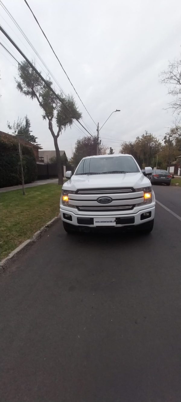 FORD F150 LARIAT 5.0cc 4X4, 2018 UNICO DUEÑO, MANTENCIONES, OPORTUNIDAD - Imagen 2