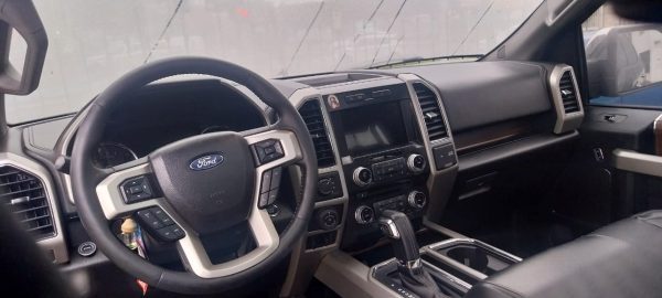 FORD F150 LARIAT LUXURY 2017 5.0cc, Extraordinaria, Creditos, recibo autos - Imagen 9