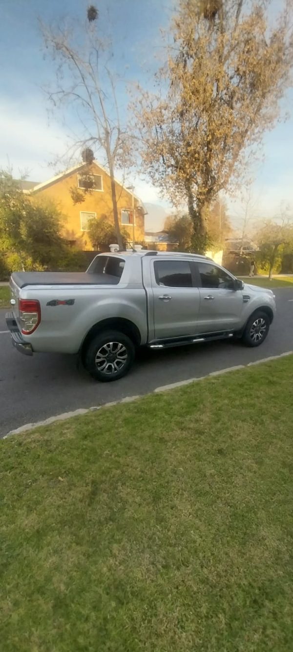 FORD RANGER LIMITED AUTOMATICA DIESEL 4X4 3.2CC ((Tiene Iva) 2021 - Imagen 2