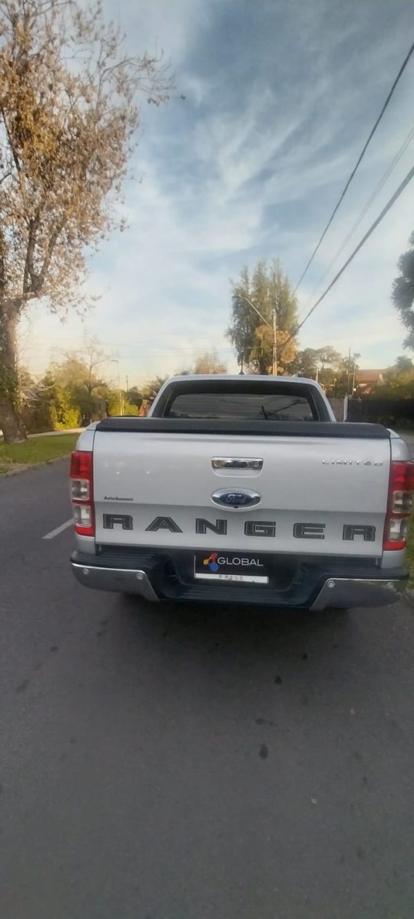 FORD RANGER LIMITED AUTOMATICA DIESEL 4X4 3.2CC ((Tiene Iva) 2021 - Imagen 4