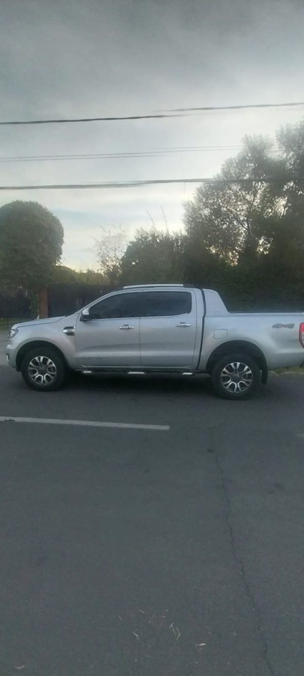 FORD RANGER LIMITED AUTOMATICA DIESEL 4X4 3.2CC ((Tiene Iva) 2021 - Imagen 6