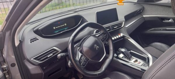 PEUGEOT 3008 2018 ALLURE, UNICO DUEÑO - Imagen 6