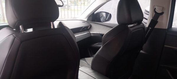 PEUGEOT 3008 2018 ALLURE, UNICO DUEÑO - Imagen 8