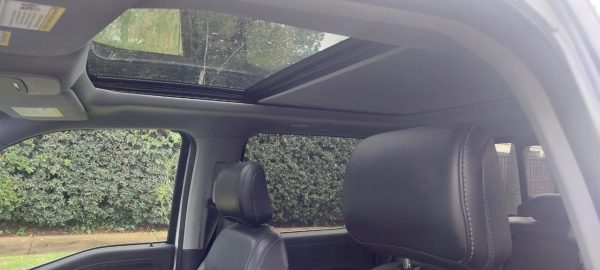 F150 LARIAT LUXURY, 4X4 5.0CC, 2021, UNICO DUEÑO, ((TIENE IVA)) CASI NUEVA, CONSULTE X CAMIONETASCHILE - Imagen 9