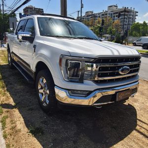 F150 LARIAT LUXURY, 4X4 5.0CC, 2021, UNICO DUEÑO, ((TIENE IVA)) CASI NUEVA, CONSULTE X CAMIONETASCHILE