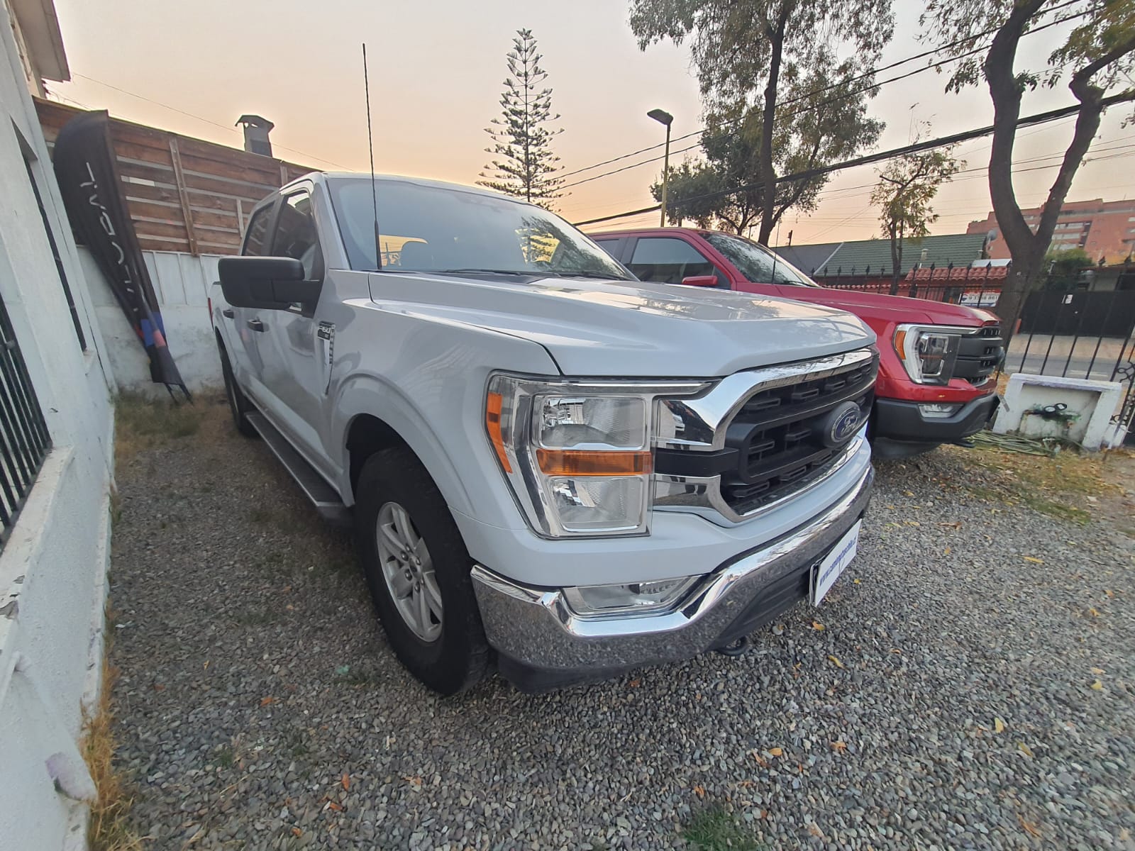 $24.300.000 2022 FORD F150 XLT 3.3CC AUTOMATICA MANTENCIONES EN LA MARCA