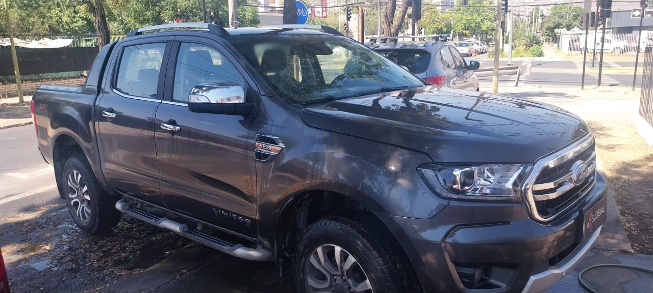 FORD RANGER LIMITED AUTOMATICA 3.2CC, 2023, 120.000KM, TOP DE LINEA, UNICO DUEÑO, EXCELENTE ESTADO, CREDITOS, CONTADO, RECIBO AUTOS, CONSULTEN NUESTRAS CAMIONETASCHILE…